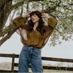 Doen Jane Blouse in Pickle Green